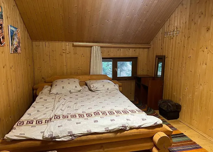 بيت شباب Farmstead Lisova *